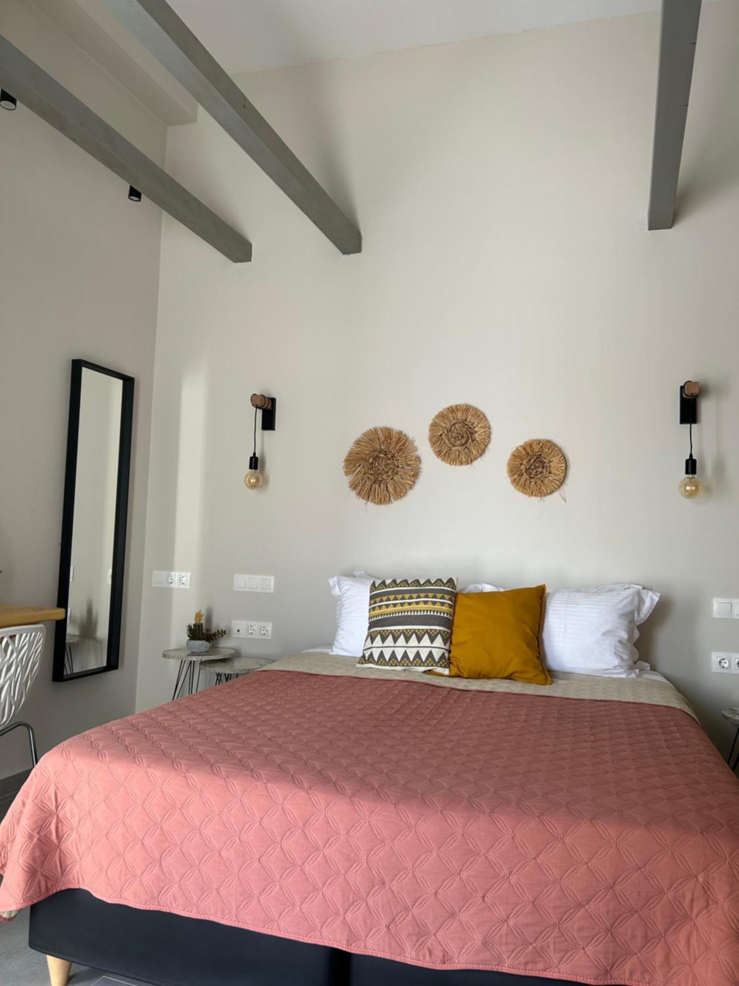 Afrodete Hotel Фиростефани Экстерьер фото