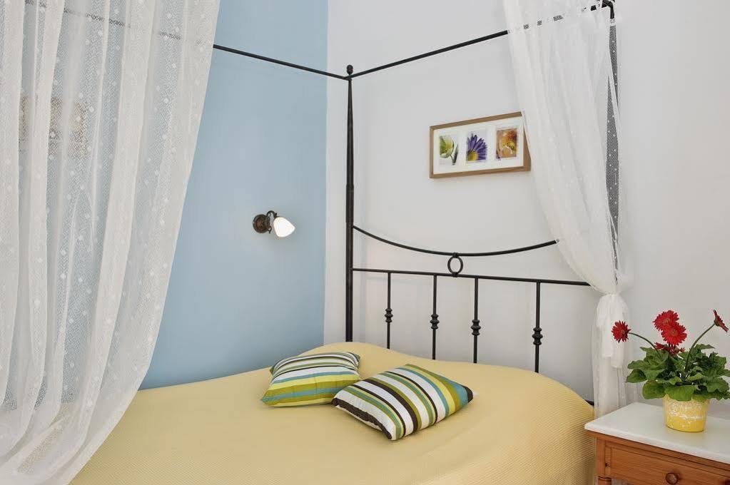 Afrodete Hotel Фиростефани Экстерьер фото