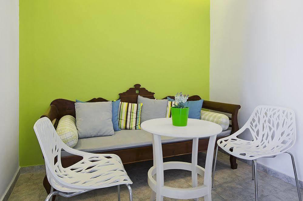 Afrodete Hotel Фиростефани Экстерьер фото